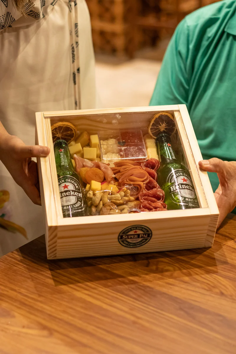 Box de Frios com Heineken